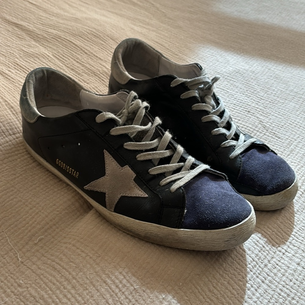 Golden Goose - Picture 2 of 2